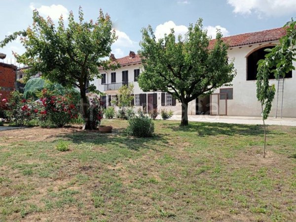 casa indipendente in vendita a Quattordio