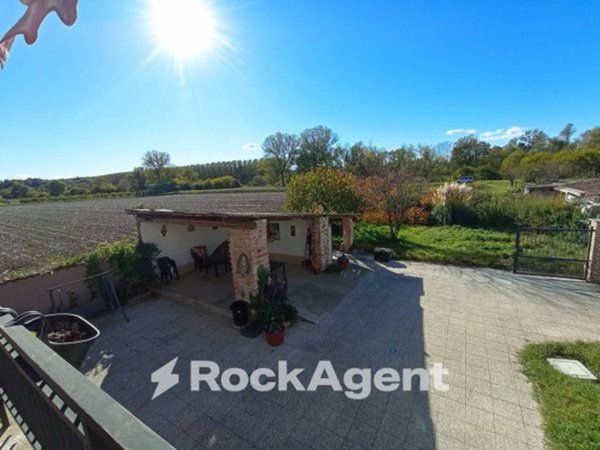 casale in vendita a Quattordio