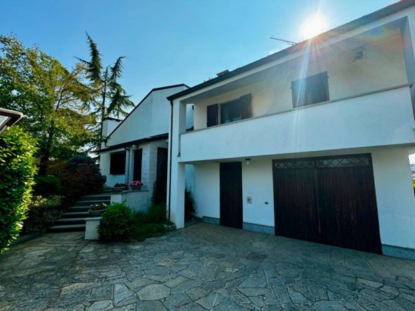 casa indipendente in vendita a Quattordio