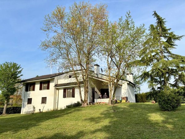 casa indipendente in vendita a Quattordio