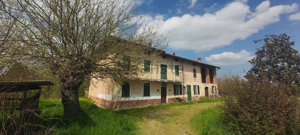 casa indipendente in vendita a Quattordio in zona Serra