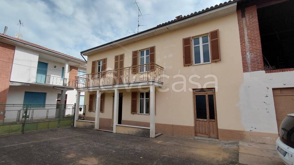 casa indipendente in vendita a Quattordio