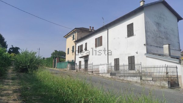 casa indipendente in vendita a Ricaldone in zona Bricco
