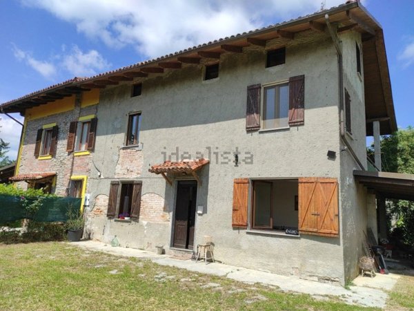 casa indipendente in vendita a Ricaldone in zona Bricco