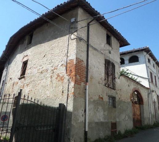 locale di sgombero in vendita a Rivalta Bormida