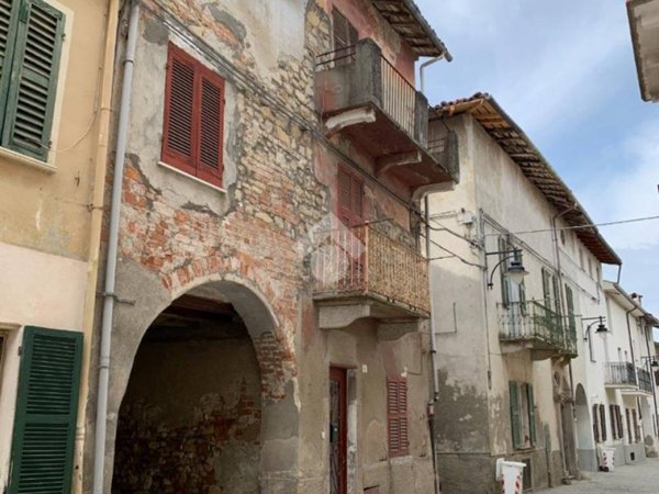 casa semindipendente in vendita a Rivalta Bormida