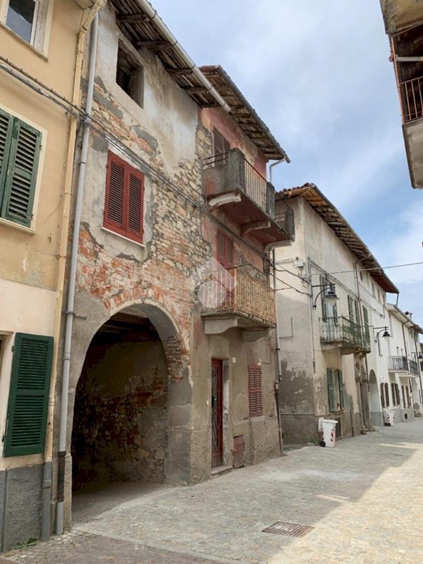 casa semindipendente in vendita a Rivalta Bormida
