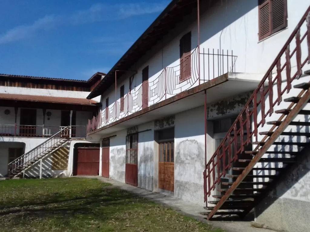 casa indipendente in vendita a Rivalta Bormida