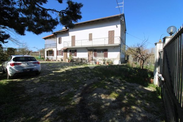 casa indipendente in vendita a Rivalta Bormida