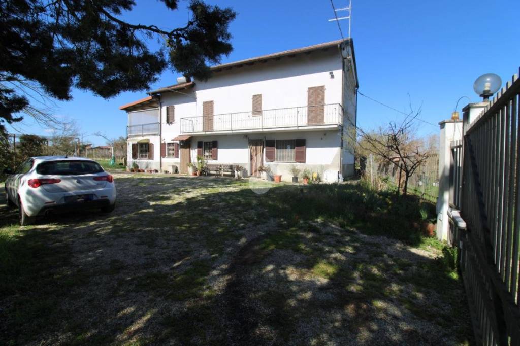 casa indipendente in vendita a Rivalta Bormida