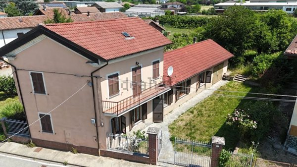casa indipendente in vendita a Rivalta Bormida