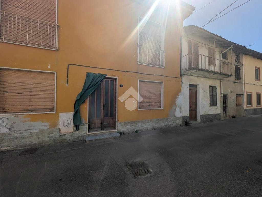 casa semindipendente in vendita a Rivalta Bormida