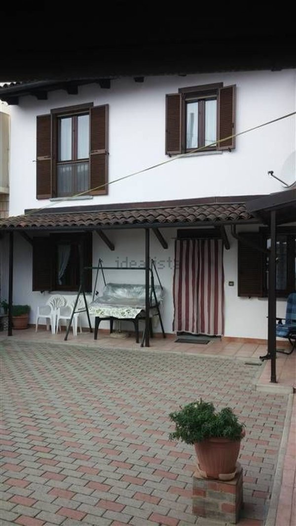 casa indipendente in vendita a Rivarone