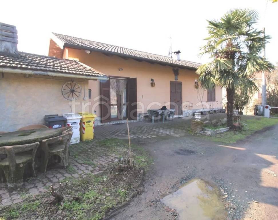 casa indipendente in vendita a Rocca Grimalda
