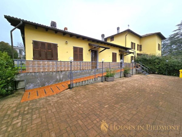 casa indipendente in vendita a Rocca Grimalda