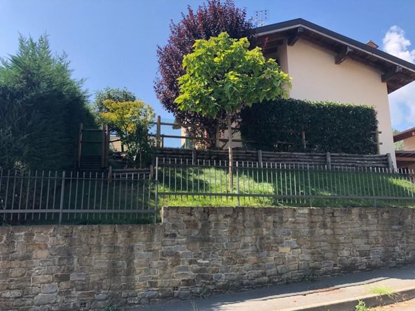 casa indipendente in vendita a Rocca Grimalda