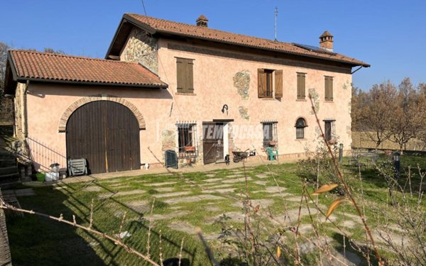 casa indipendente in vendita a Rocca Grimalda