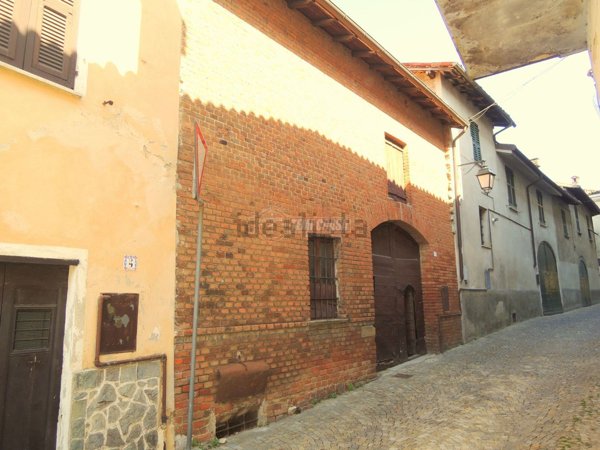 casa indipendente in vendita a Rocca Grimalda