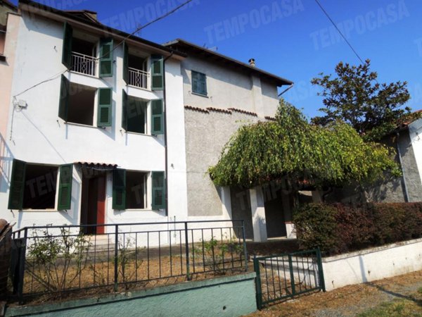 casa indipendente in vendita a Rocca Grimalda