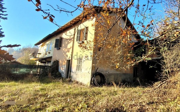 casa indipendente in vendita a Rocca Grimalda