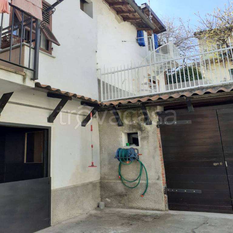 casa indipendente in vendita a Rocca Grimalda