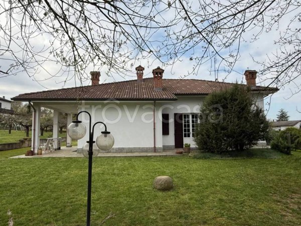 casa indipendente in vendita a Rocca Grimalda