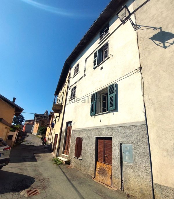casa indipendente in vendita a Rocca Grimalda