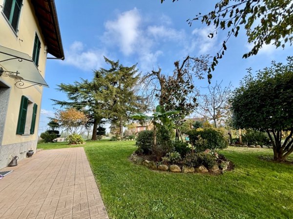 casa indipendente in vendita a Rocca Grimalda