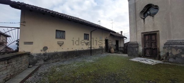 casa indipendente in vendita a Rocca Grimalda