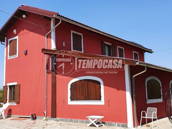 casa indipendente in vendita a Rocca Grimalda