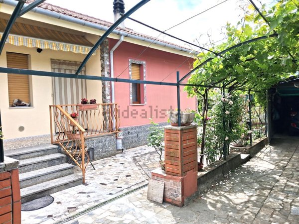 casa indipendente in vendita a Rocca Grimalda in zona San Giacomo