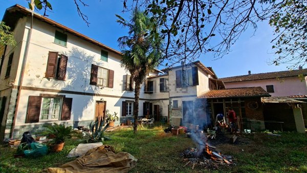 casa indipendente in vendita a Rocca Grimalda