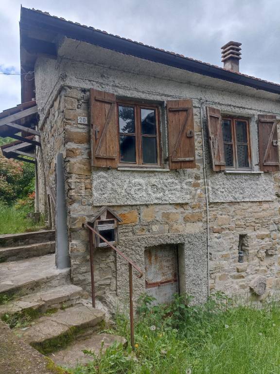casa indipendente in vendita a Rocchetta Ligure