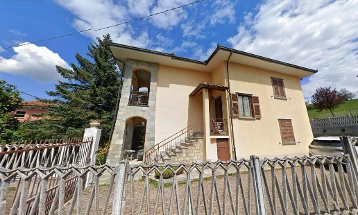 casa indipendente in vendita a Rocchetta Ligure