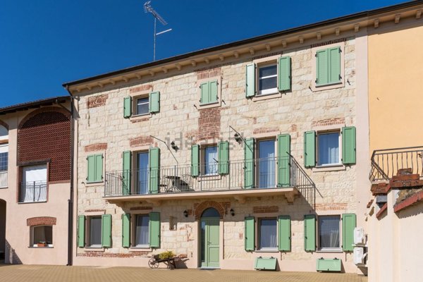 casa indipendente in vendita a Rosignano Monferrato