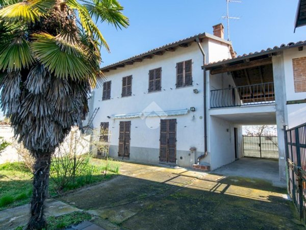 casa indipendente in vendita a Rosignano Monferrato