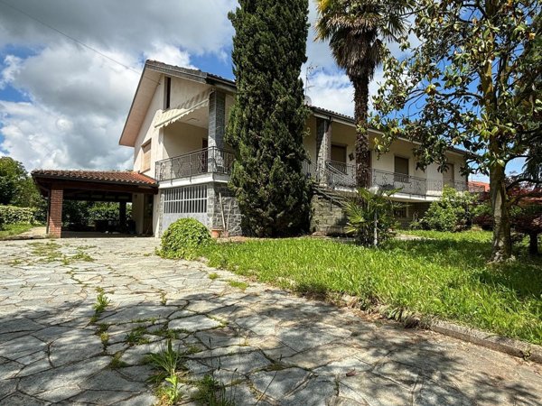 casa indipendente in vendita a Rosignano Monferrato
