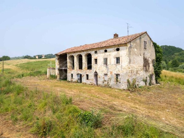 casa indipendente in vendita a Rosignano Monferrato