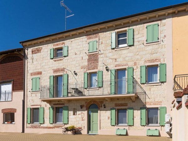 casa indipendente in vendita a Rosignano Monferrato