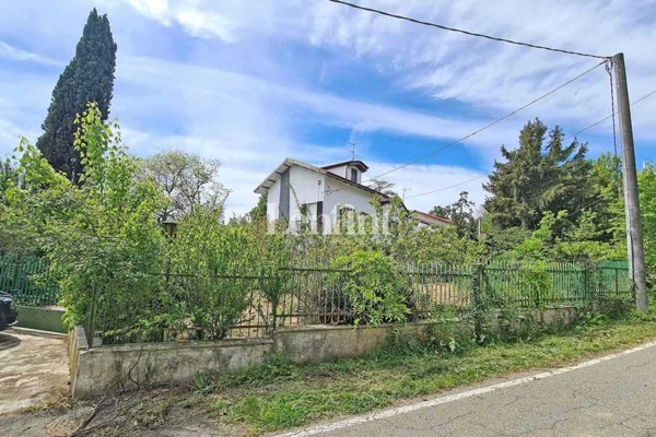 casa indipendente in vendita a Rosignano Monferrato