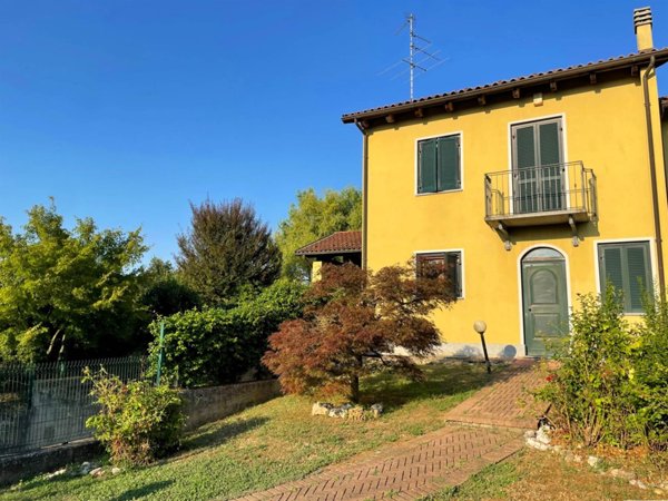 casa indipendente in vendita a Rosignano Monferrato