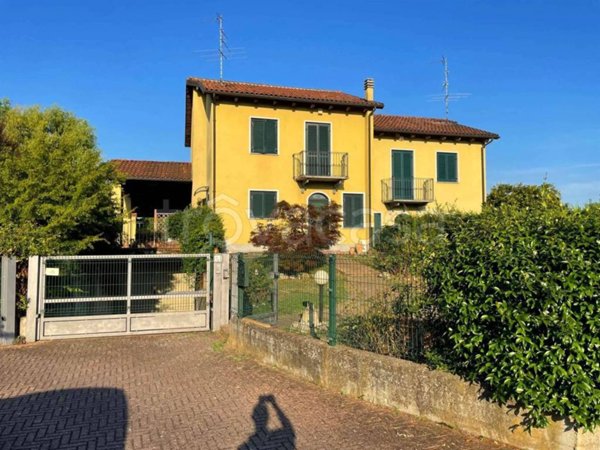 casa indipendente in vendita a Rosignano Monferrato