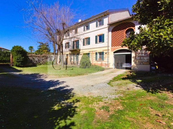 casa indipendente in vendita a Rosignano Monferrato