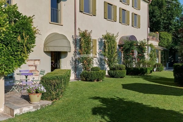 casa indipendente in vendita a Rosignano Monferrato