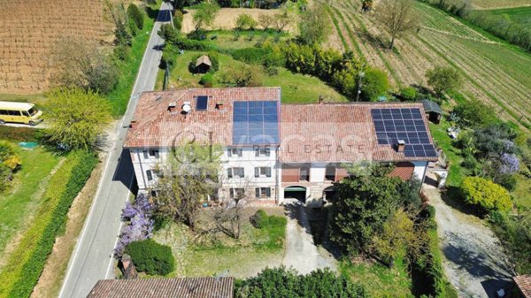 casa indipendente in vendita a Rosignano Monferrato