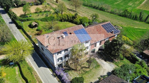 casa indipendente in vendita a Rosignano Monferrato