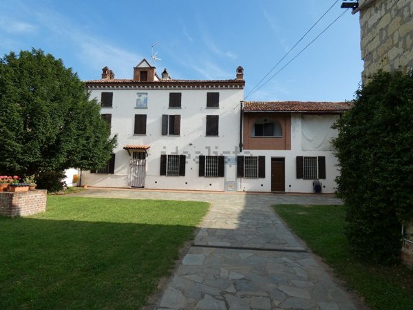 casa indipendente in vendita a Rosignano Monferrato