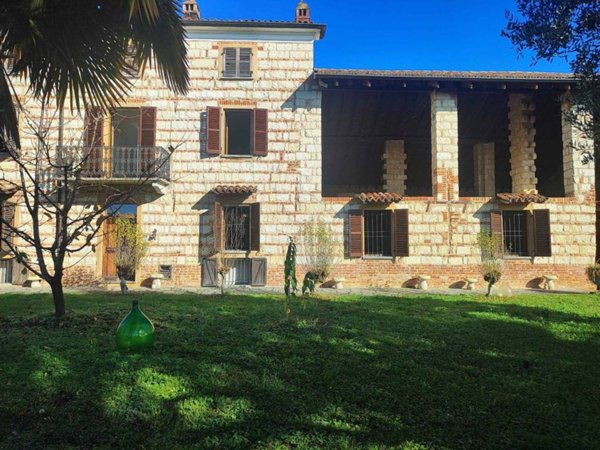 casa indipendente in vendita a Rosignano Monferrato