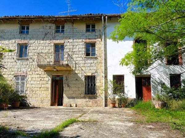 casa indipendente in vendita a Rosignano Monferrato