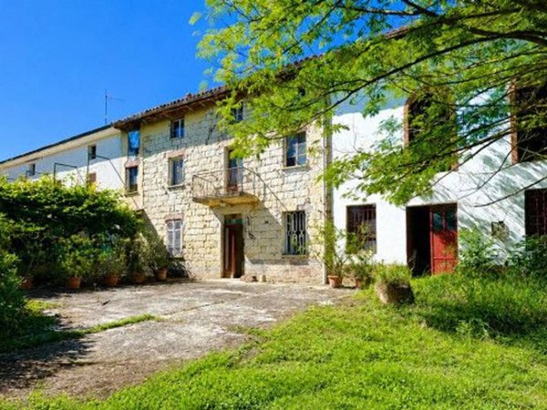 casa indipendente in vendita a Rosignano Monferrato